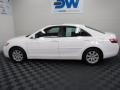 Super White - Camry XLE Photo No. 5