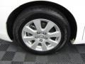 Super White - Camry XLE Photo No. 21