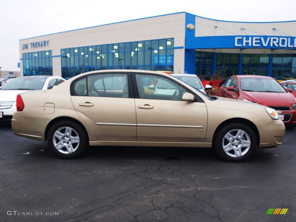 Sandstone Metallic Chevrolet Malibu