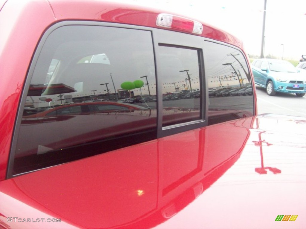 2006 Raider DuroCross Double Cab 4x4 - Lava Red / Slate Gray photo #9