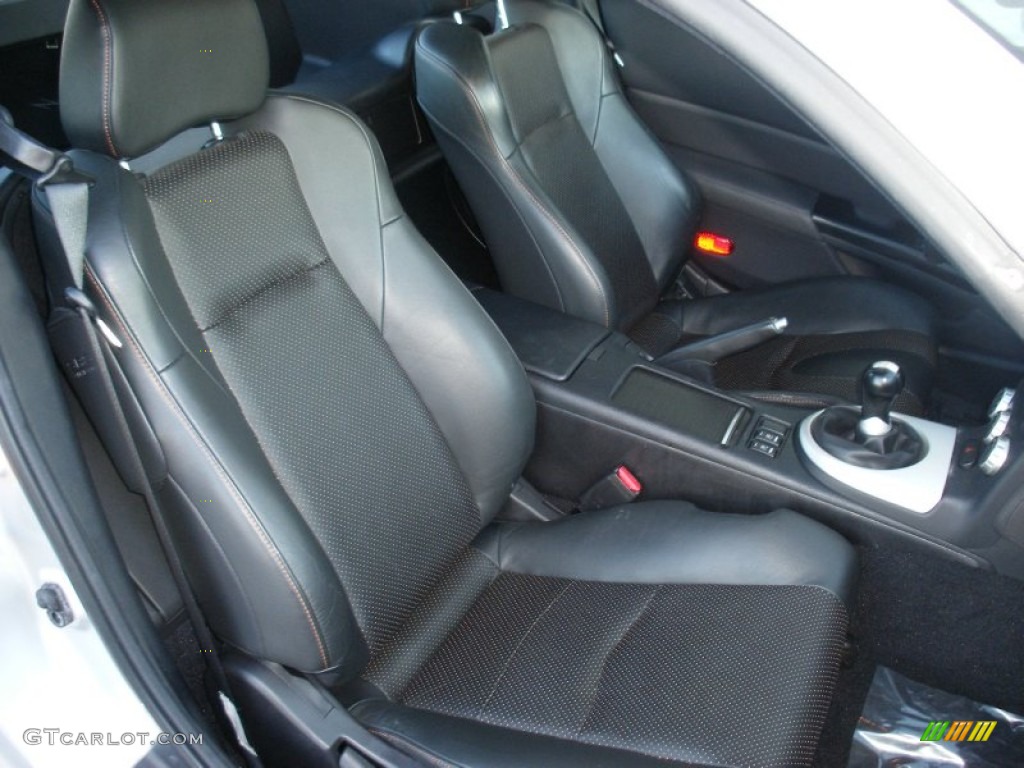 Charcoal Leather Interior 2006 Nissan 350Z Touring Coupe Photo #58027271