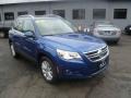 Sapphire Blue Metallic - Tiguan SE 4Motion Photo No. 4