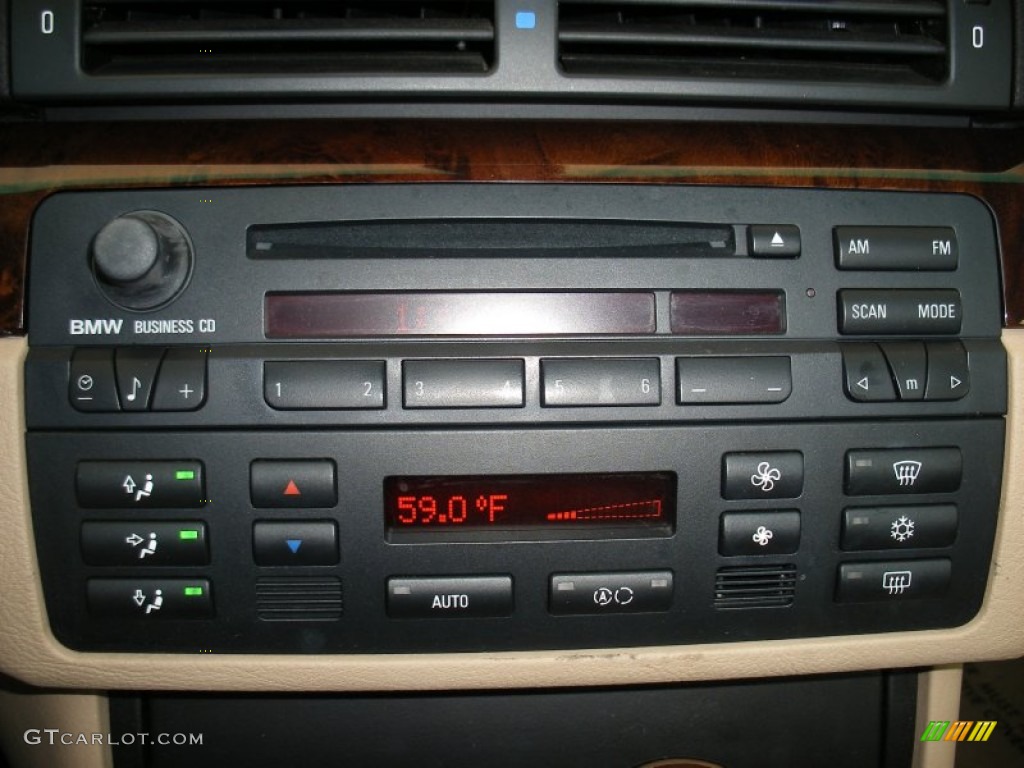 2004 3 Series 330xi Sedan - Alpine White / Sand photo #23