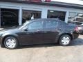 Brilliant Black Crystal Pearl - Avenger SXT Photo No. 14