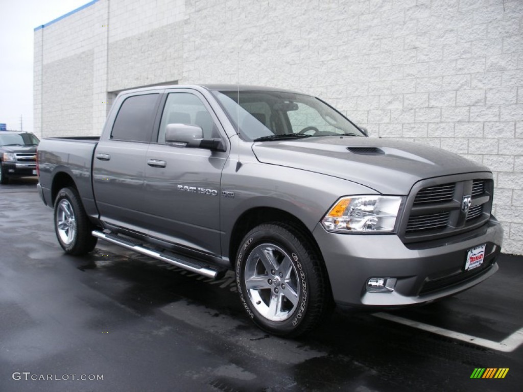 2011 Ram 1500 Sport Crew Cab 4x4 - Mineral Gray Metallic / Dark Slate Gray photo #6