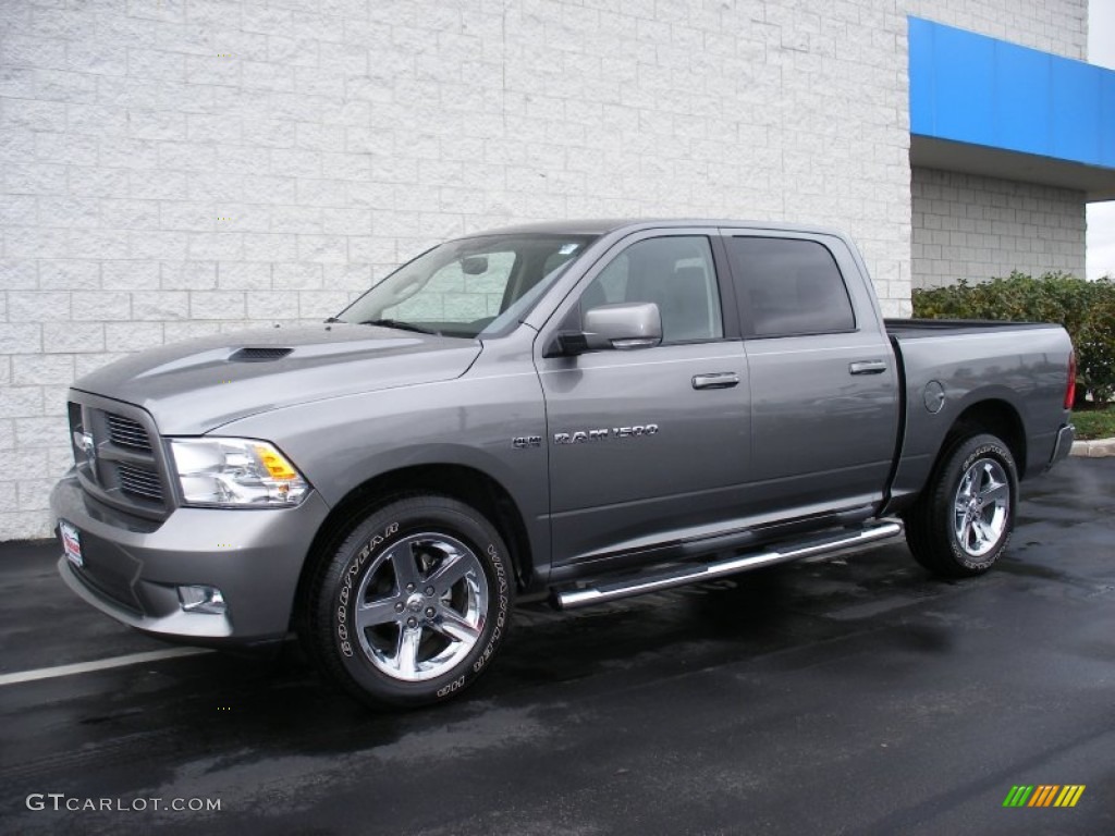 2011 Ram 1500 Sport Crew Cab 4x4 - Mineral Gray Metallic / Dark Slate Gray photo #11