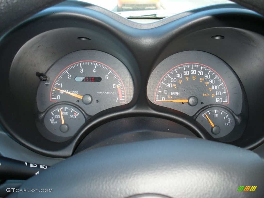 2002 Pontiac Grand Am SE Sedan Gauges Photo #58031501