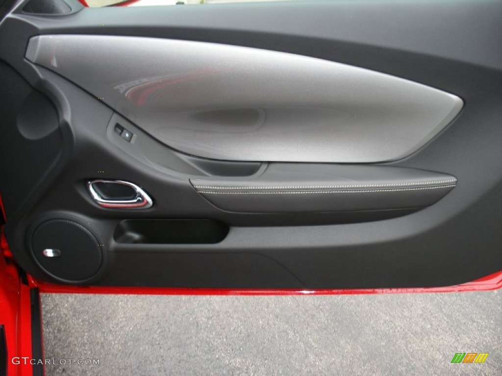 2010 Chevrolet Camaro SS/RS Coupe Black Door Panel Photo #58037502
