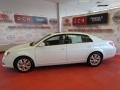 Blizzard White Pearl - Avalon XLS Photo No. 4