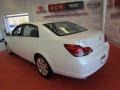 Blizzard White Pearl - Avalon XLS Photo No. 6