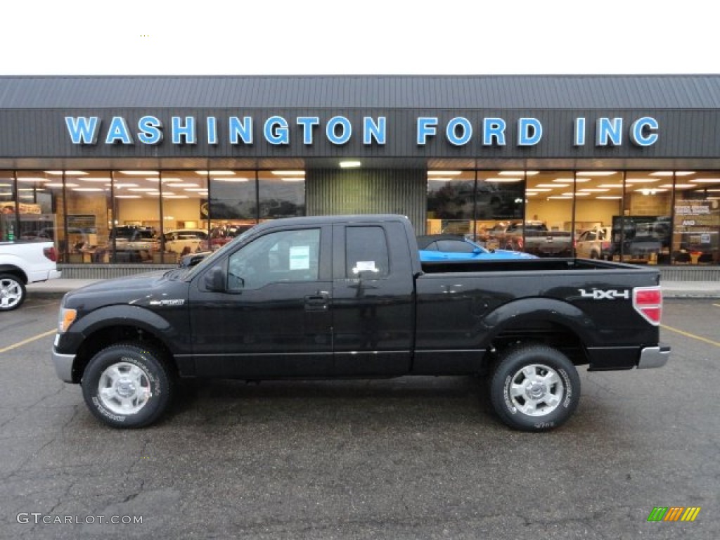 2012 Tuxedo Black Metallic Ford F150 XLT SuperCab 4x4 57969702 Photo