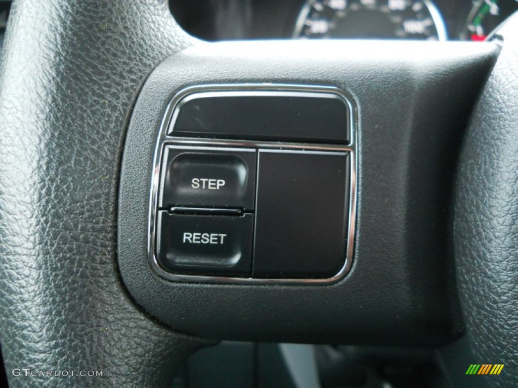 2011 Jeep Liberty Sport 4x4 Controls Photo #58046386