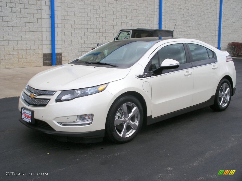 2012 Volt Hatchback - White Diamond Tricoat / Jet Black/Dark Accents photo #1