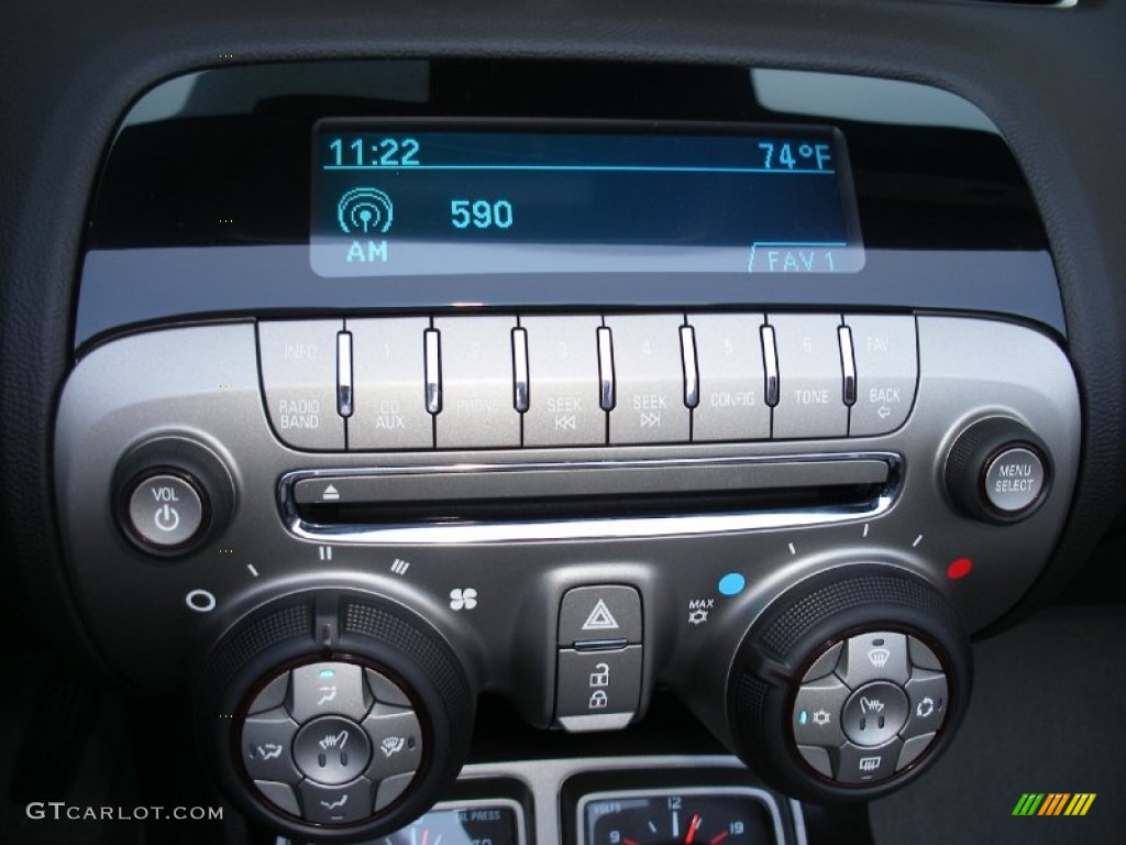 2011 Chevrolet Camaro SS Convertible Audio System Photo #58053995