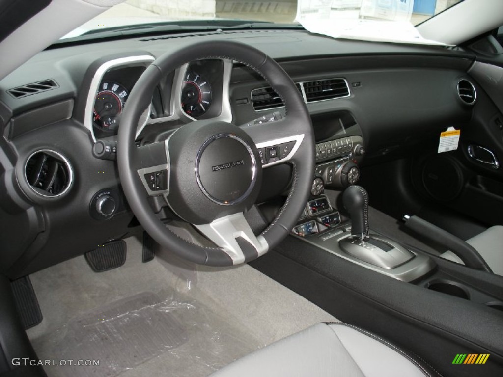 2010 Chevrolet Camaro LT/RS Coupe Gray Dashboard Photo #58056325