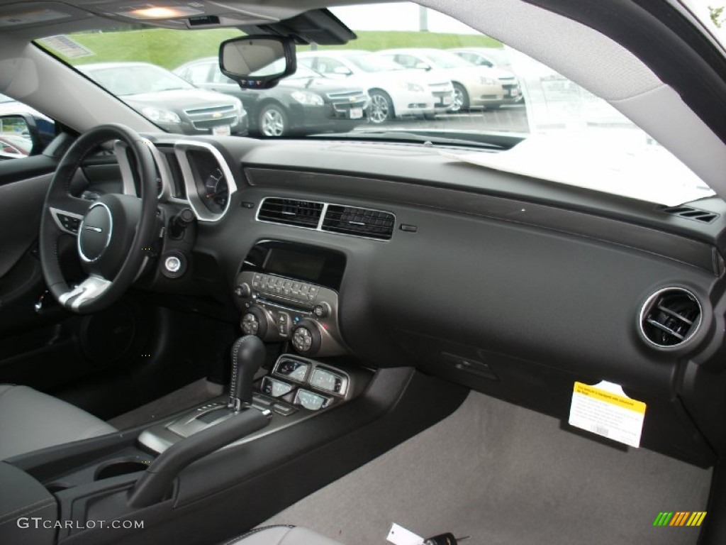 2010 Chevrolet Camaro LT/RS Coupe Gray Dashboard Photo #58056340