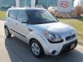 2012 Bright Silver Kia Soul 1.6  photo #1