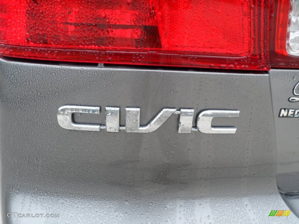 2004 Civic EX Sedan - Magnesium Metallic / Gray photo #16