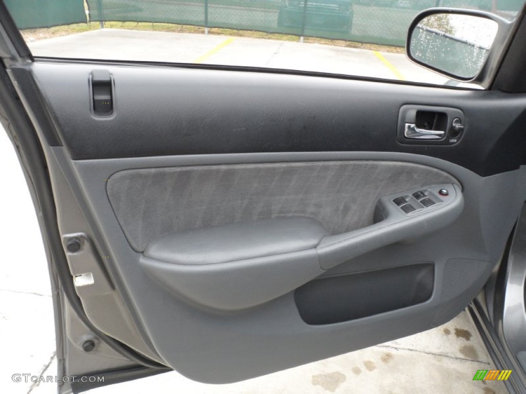 2004 Civic EX Sedan - Magnesium Metallic / Gray photo #27