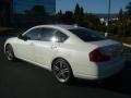 Ivory Pearl - M 35 Sedan Photo No. 5