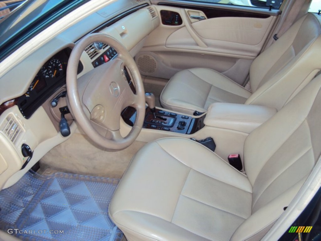Java Interior 2000 Mercedes-Benz E 320 4Matic Sedan Photo #58061596
