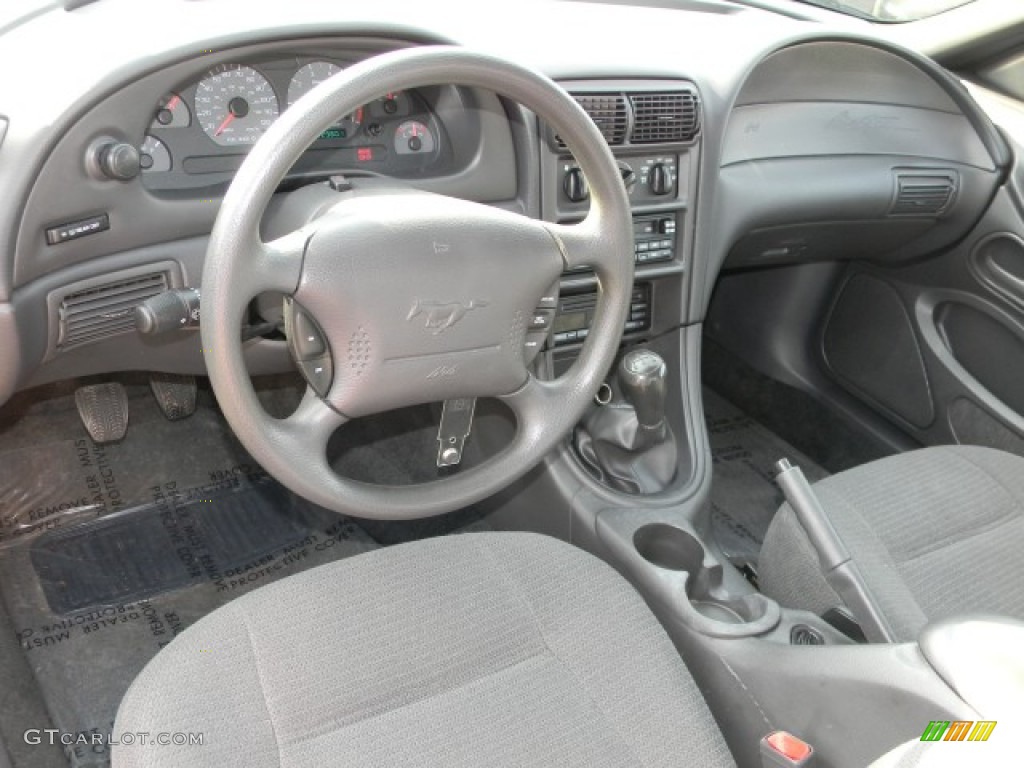 1999 Ford Mustang V6 Coupe Dark Charcoal Dashboard Photo #58062407