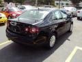 Black Uni - Jetta S Sedan Photo No. 4