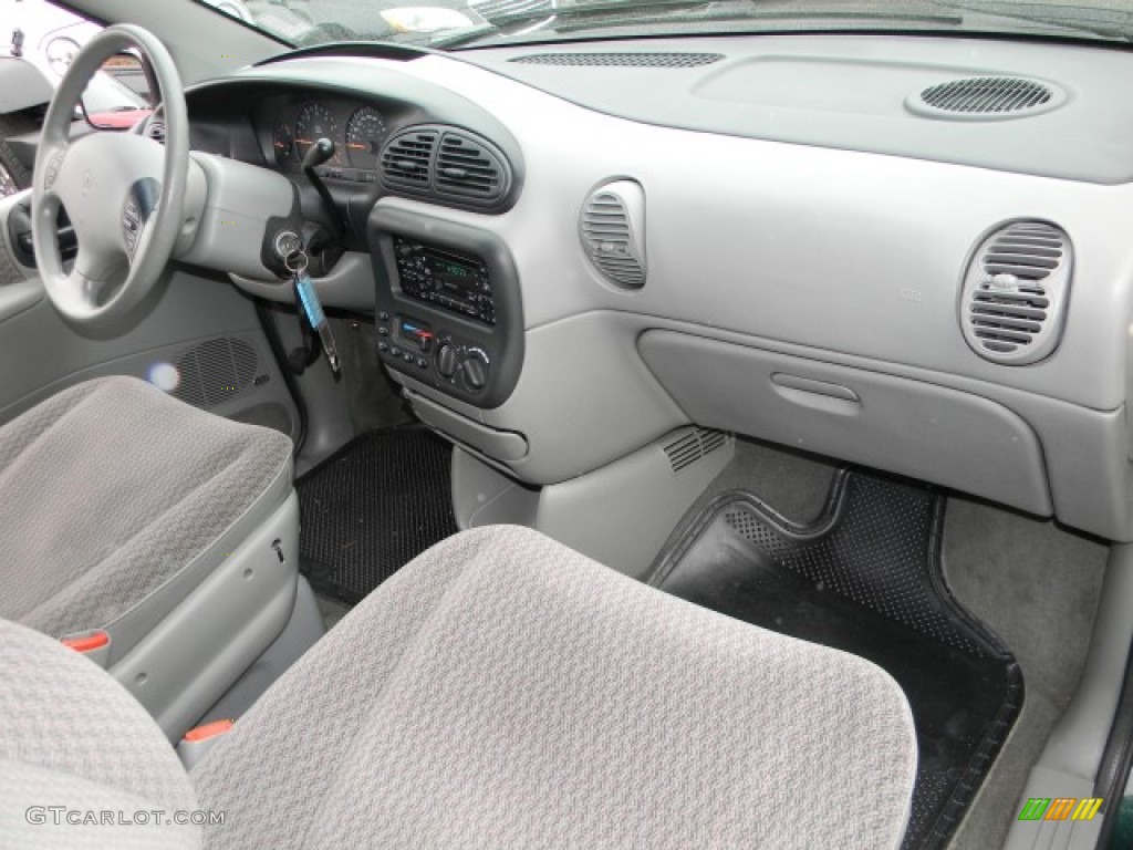 1999 Grand Caravan SE - Forest Green Pearl / Mist Gray photo #12