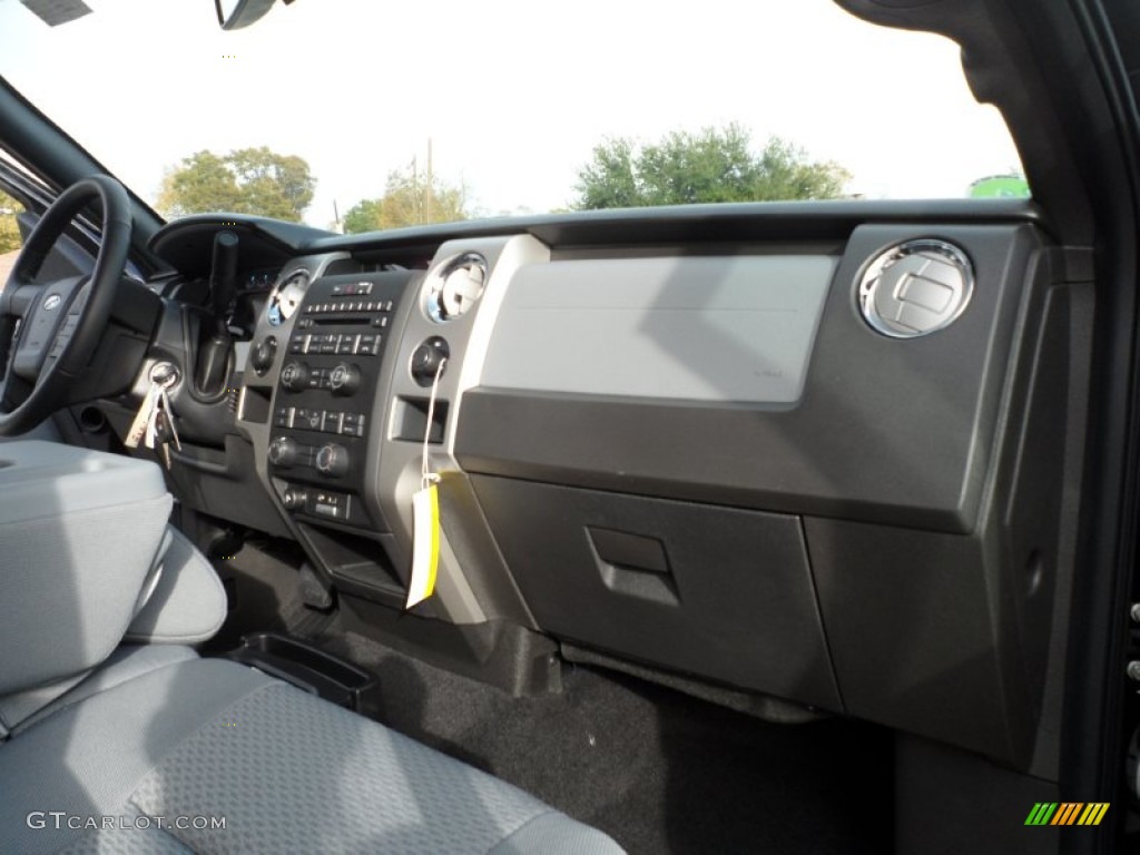 2012 Ford F150 XLT SuperCrew 4x4 Steel Gray Dashboard Photo #58063100