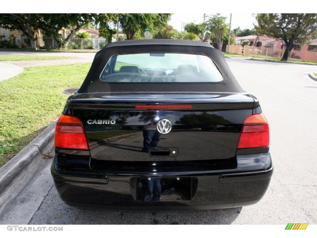 2002 Cabrio GLX - Black / Beige photo #20