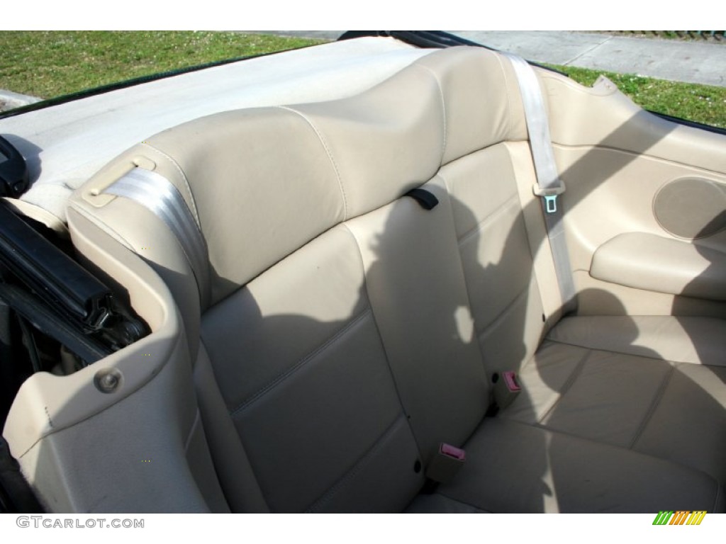 2002 Cabrio GLX - Black / Beige photo #56