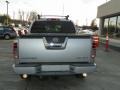 2006 Radiant Silver Nissan Frontier LE Crew Cab 4x4  photo #26