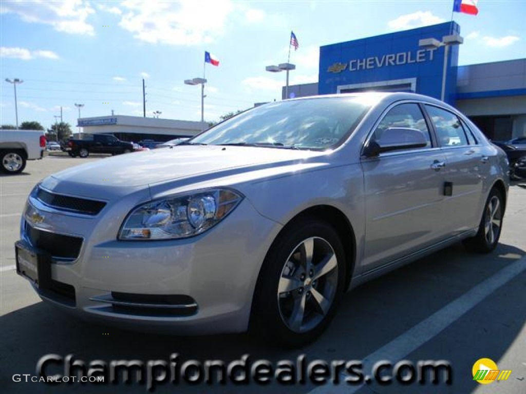 Silver Ice Metallic Chevrolet Malibu