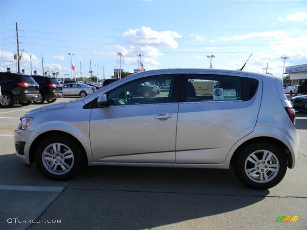 2012 Sonic LT Hatch - Silver Ice Metallic / Dark Pewter/Dark Titanium photo #8