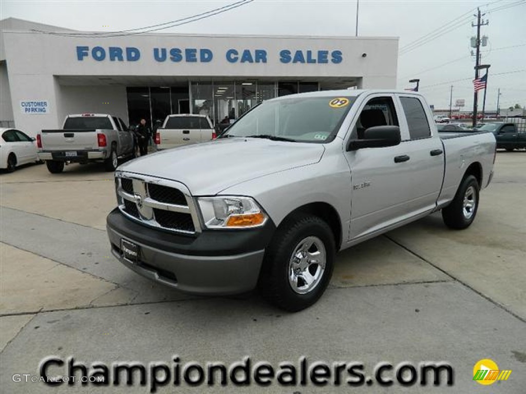 2009 Ram 1500 ST Quad Cab - Bright Silver Metallic / Dark Slate/Medium Graystone photo #1