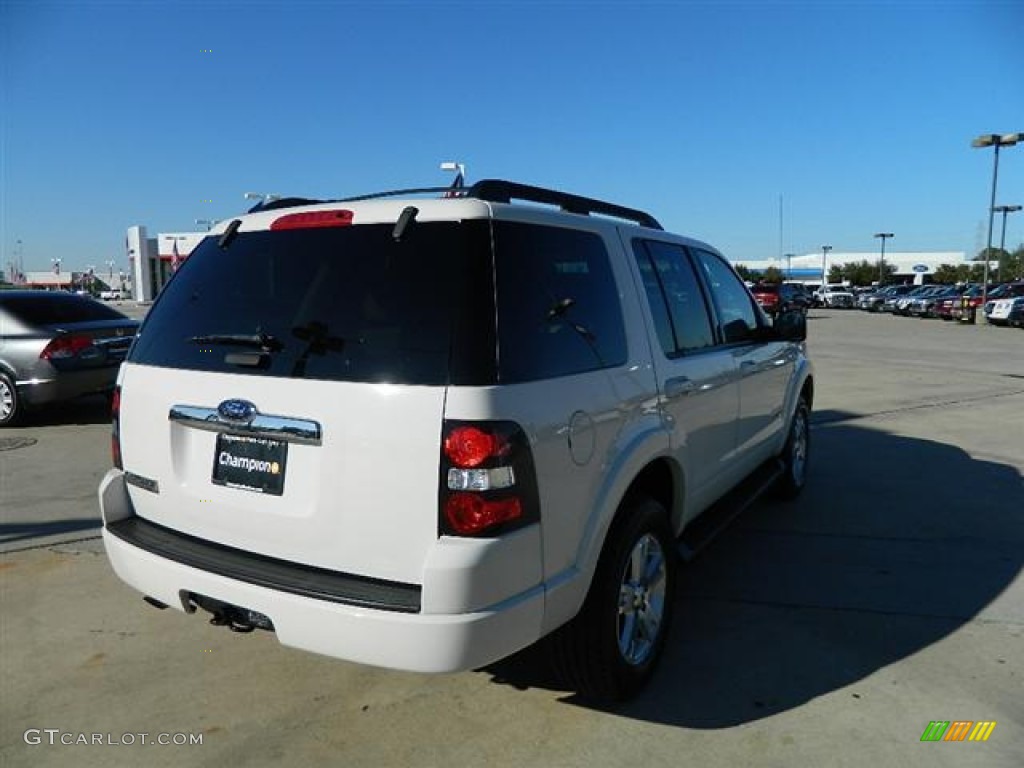 2008 Explorer XLT - White Suede / Camel photo #5