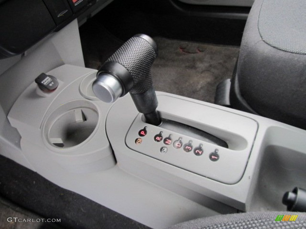 2004 Volkswagen New Beetle GLS Coupe 4 Speed Automatic Transmission Photo #58084313