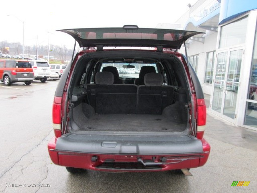 2002 Blazer LS 4x4 - Dark Cherry Red Metallic / Graphite photo #18