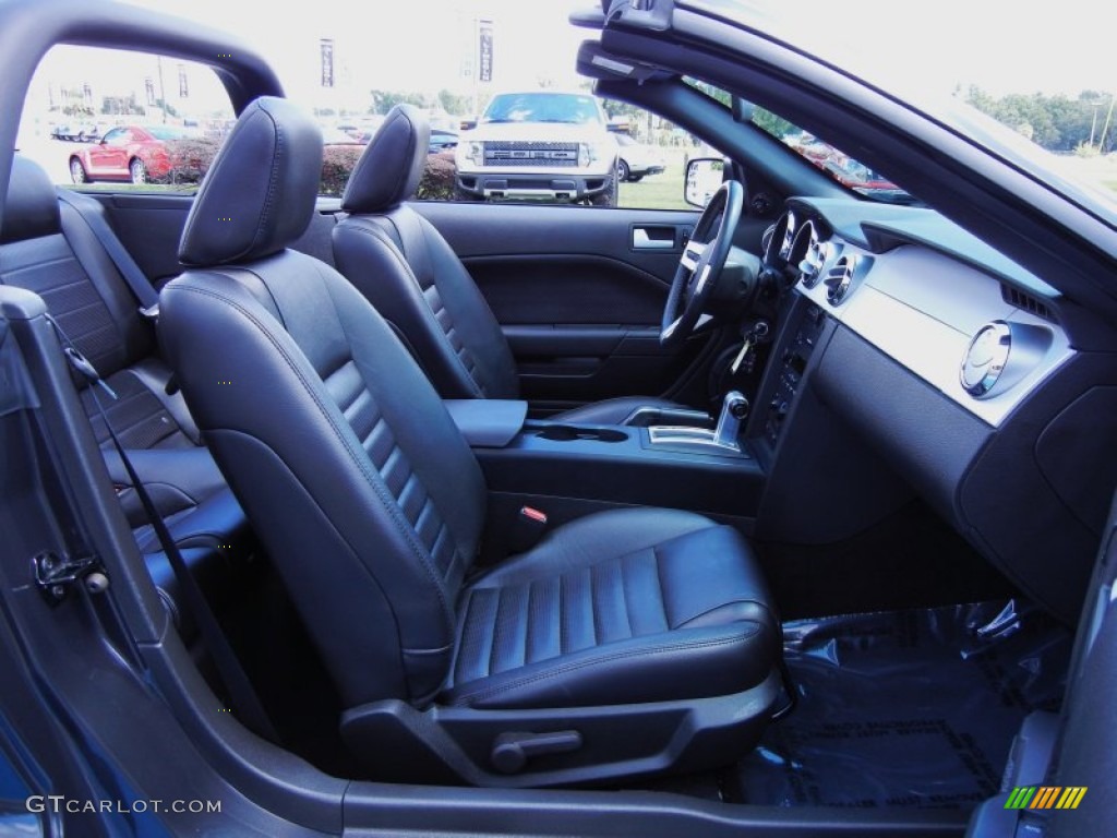 Dark Charcoal Interior 2007 Ford Mustang GT Premium Convertible Photo #58087566