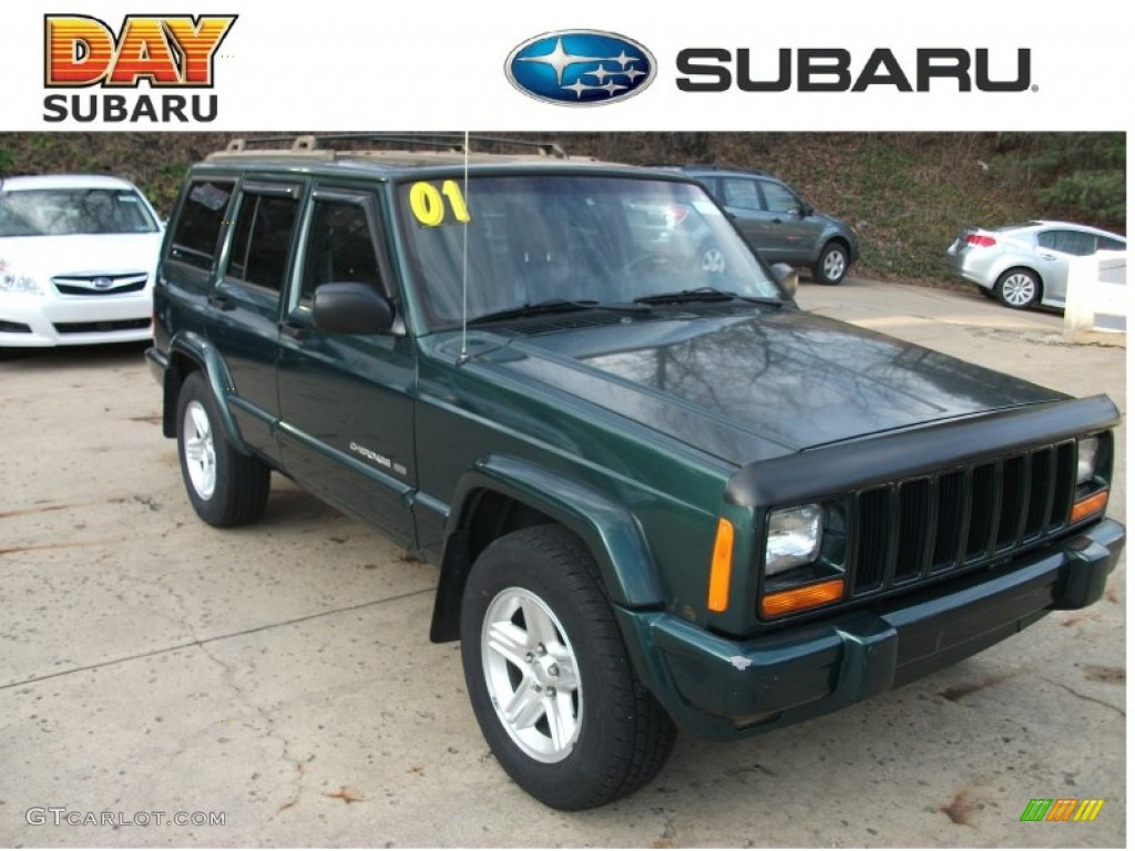 Forest Green Pearlcoat Jeep Cherokee