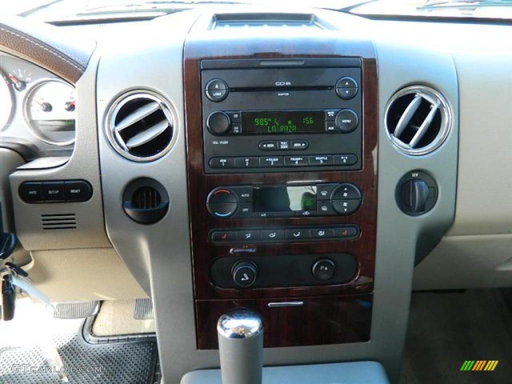 2007 F150 King Ranch SuperCrew - Oxford White / Castano Brown Leather photo #21