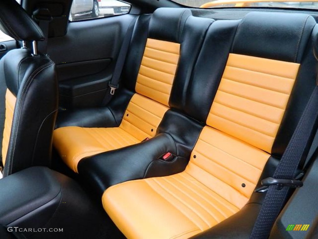2007 Mustang GT Premium Coupe - Grabber Orange / Dark Charcoal photo #11