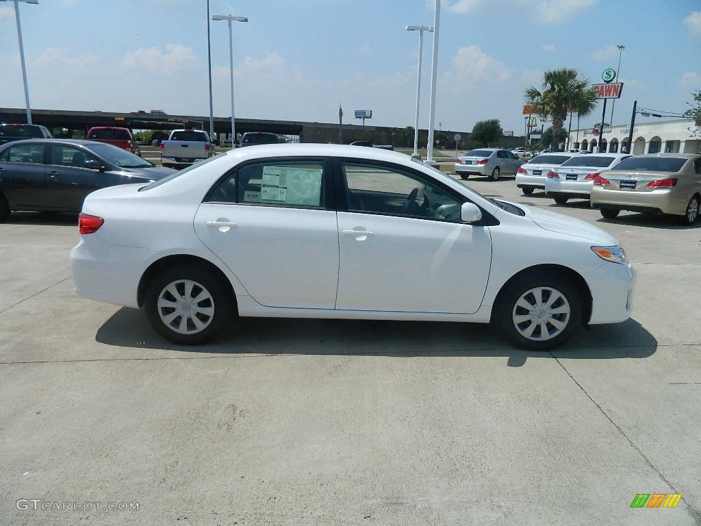 2011 Corolla LE - Super White / Ash photo #3