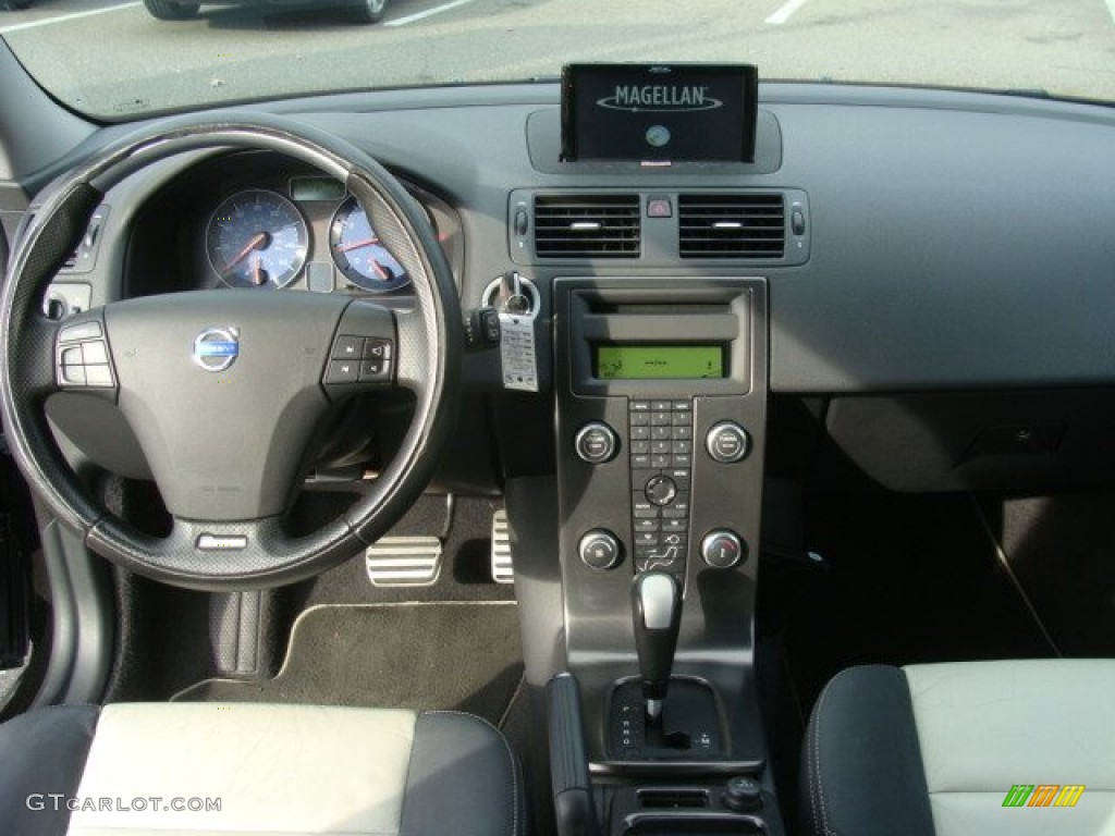 2008 C30 T5 Version 2.0 R-Design - Black Sapphire Metallic / Off Black/Cream photo #13