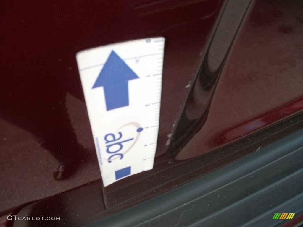 2003 Pathfinder SE - Merlot Red Pearl / Beige photo #5