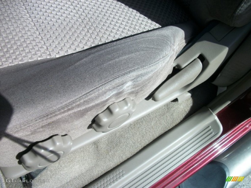 2003 Pathfinder SE - Merlot Red Pearl / Beige photo #20