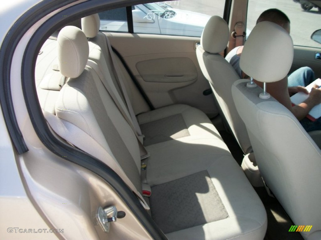 2006 Cobalt LS Sedan - Sandstone Metallic / Gray photo #5