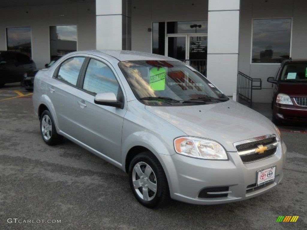 2010 Aveo LT Sedan - Cosmic Silver / Charcoal photo #1