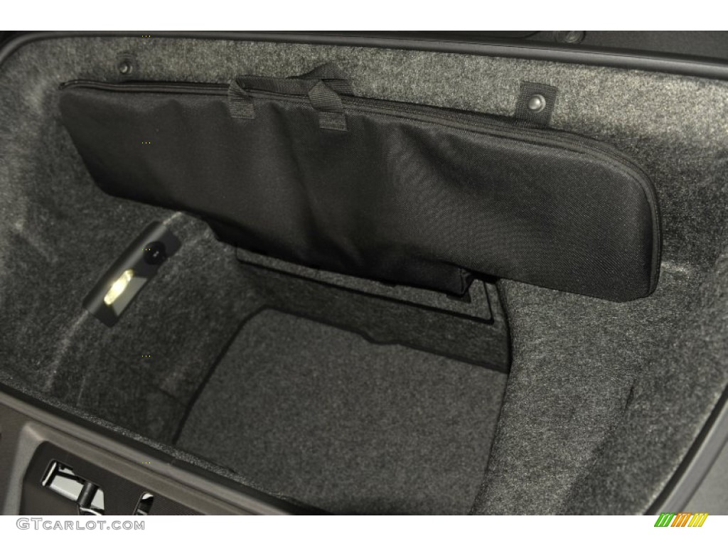 2012 Audi R8 Spyder 5.2 FSI quattro Trunk Photo #58113464