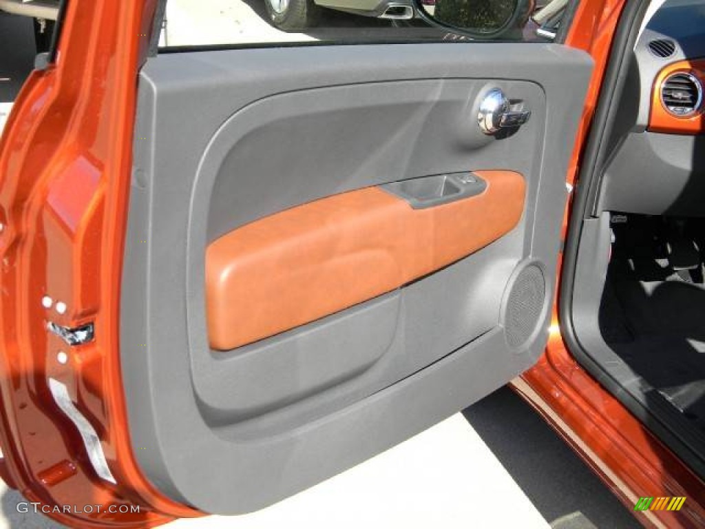 2012 Fiat 500 c cabrio Lounge Pelle Marrone/Avorio (Brown/Ivory) Door Panel Photo #58113716